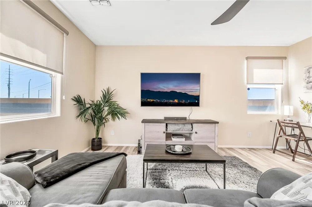 5692 Calm Season Street Las Vegas, NV 89118