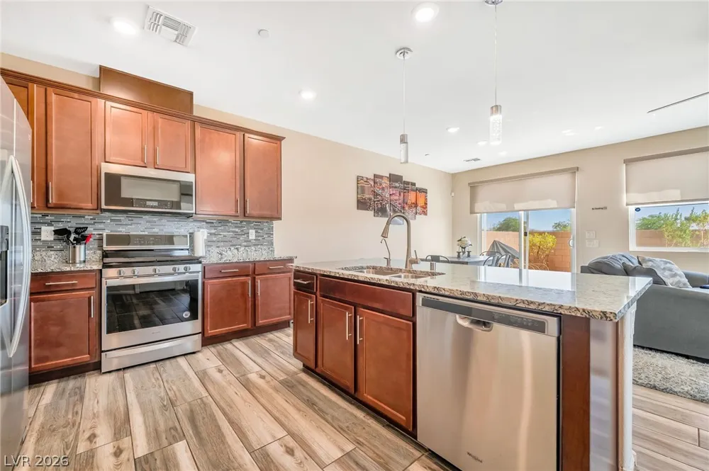 5692 Calm Season Street Las Vegas, NV 89118