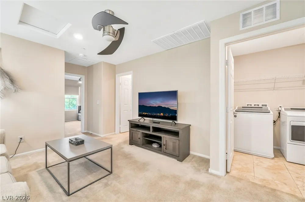 5692 Calm Season Street Las Vegas, NV 89118