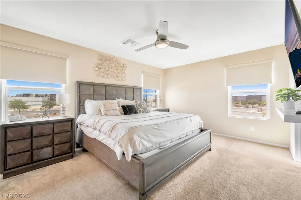 5692 Calm Season Street Las Vegas, NV 89118
