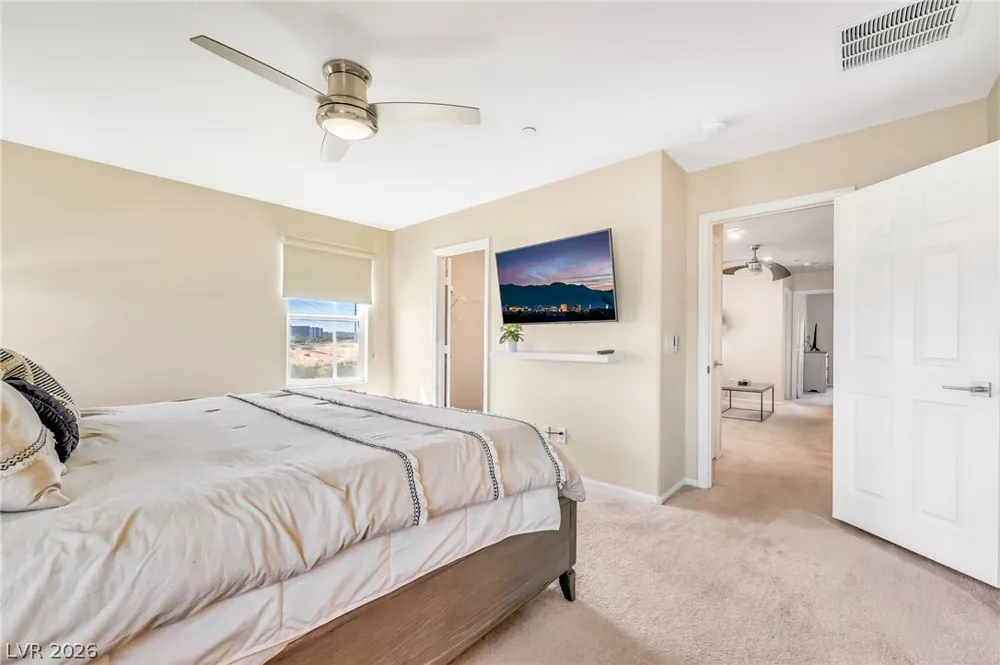 5692 Calm Season Street Las Vegas, NV 89118