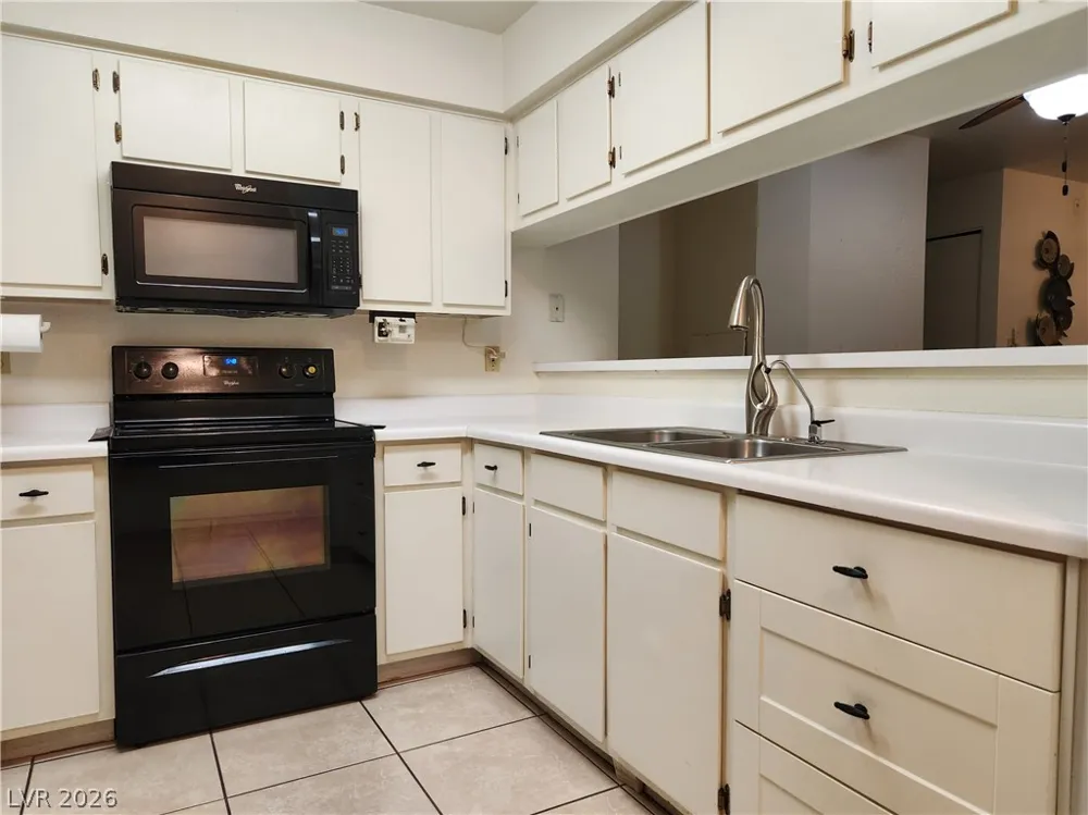 2016 Mesquite Lane #104 Laughlin, NV 89029
