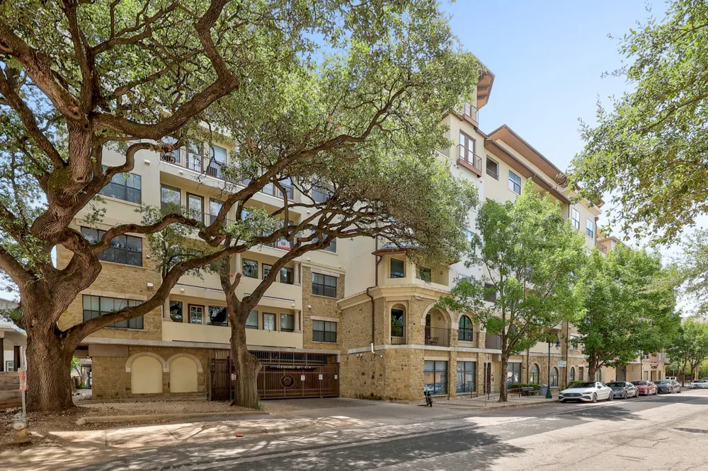 2505 San Gabriel Street #304 Austin, TX 78705