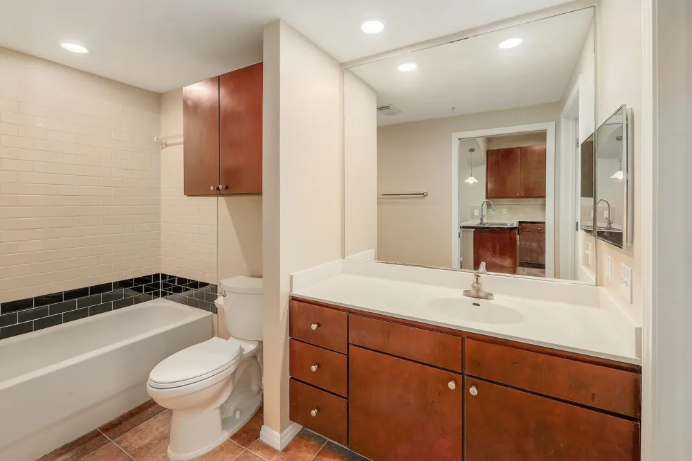 2505 San Gabriel Street #304 Austin, TX 78705