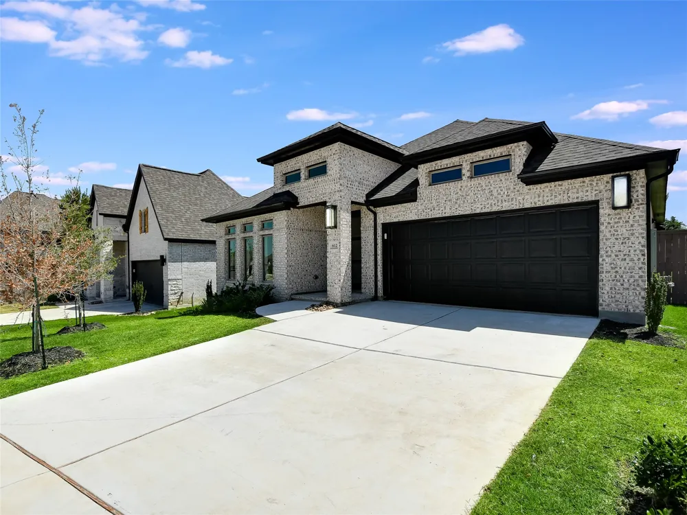 612 JEFFERSON DRIVE Kyle, TX 78640