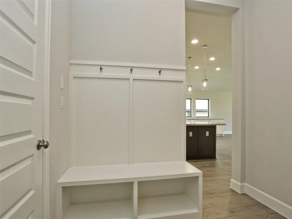 612 JEFFERSON DRIVE Kyle, TX 78640