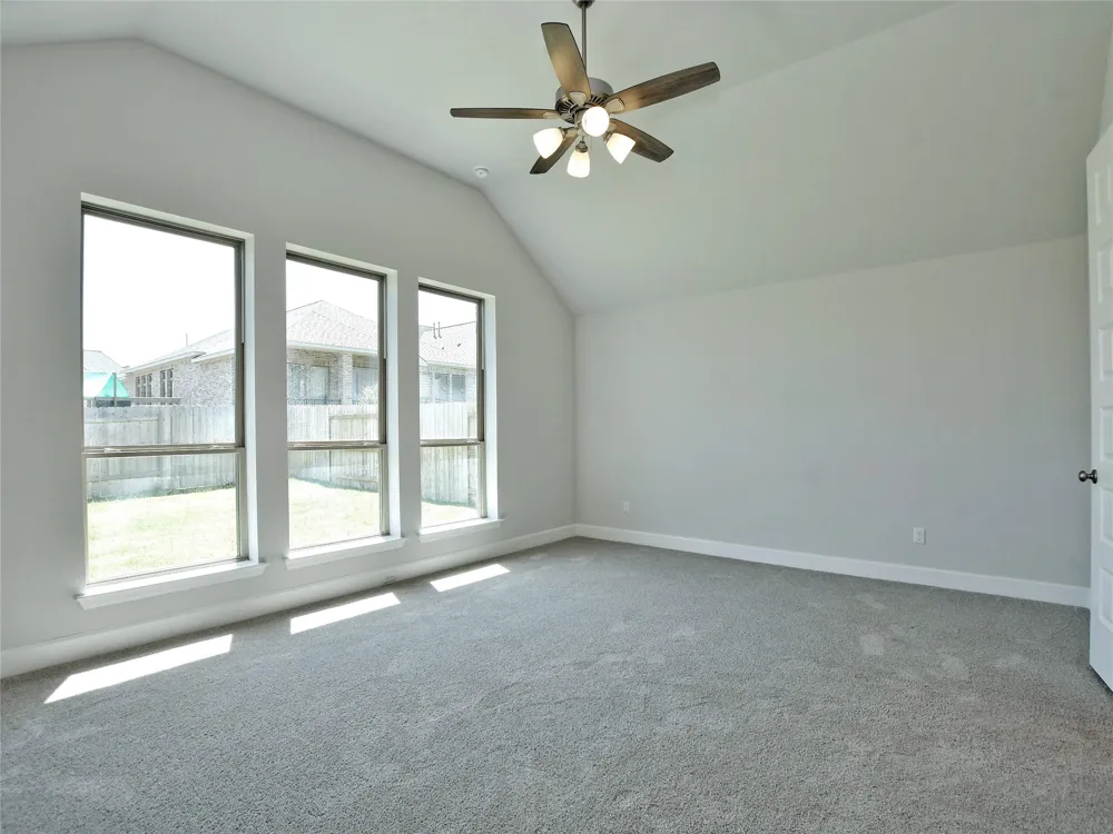 612 JEFFERSON DRIVE Kyle, TX 78640