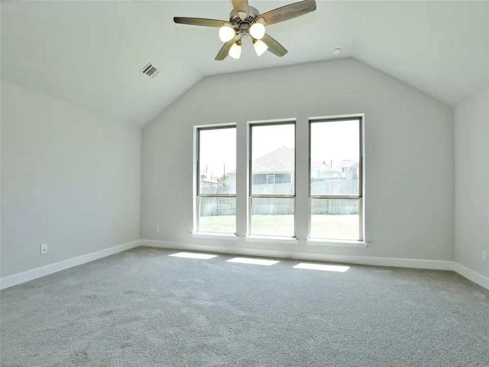 612 JEFFERSON DRIVE Kyle, TX 78640