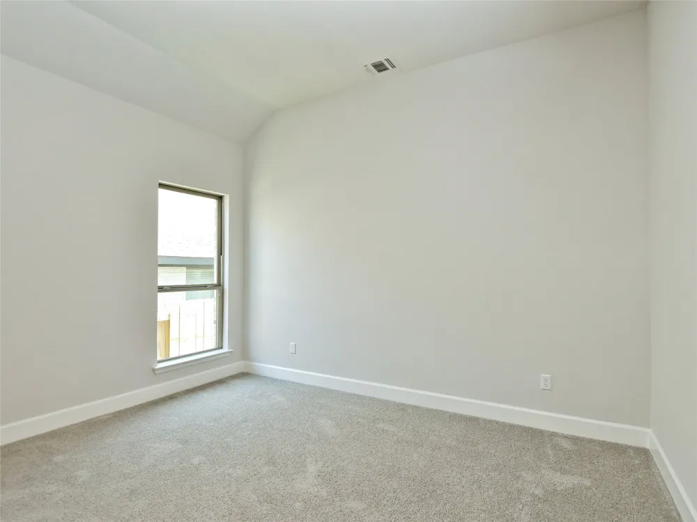 612 JEFFERSON DRIVE Kyle, TX 78640