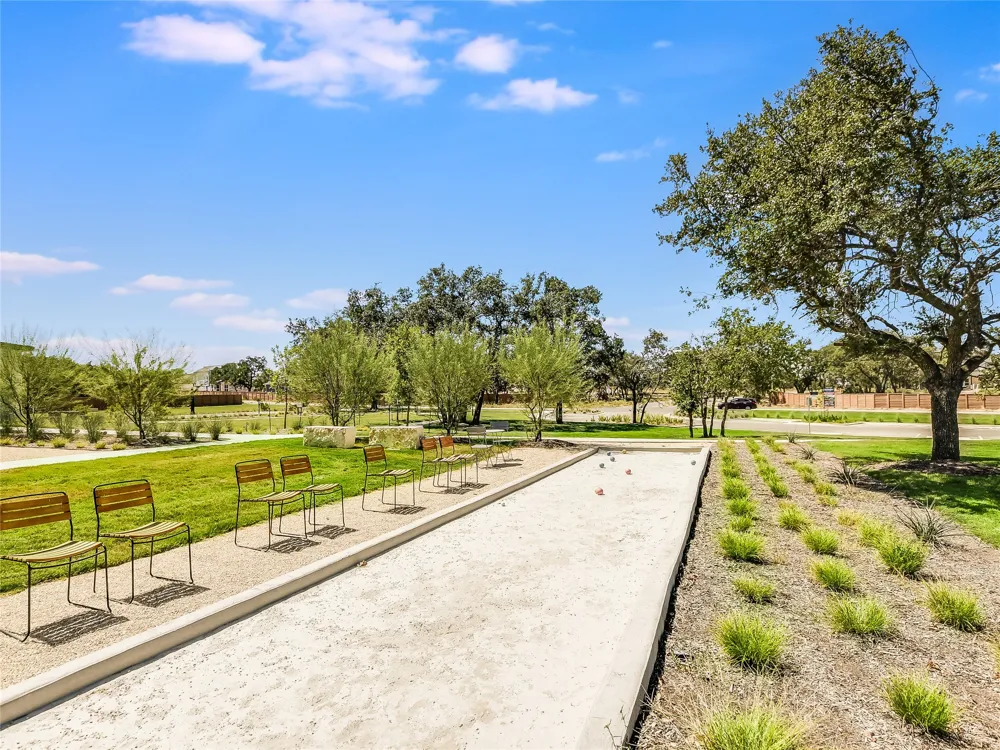 612 JEFFERSON DRIVE Kyle, TX 78640