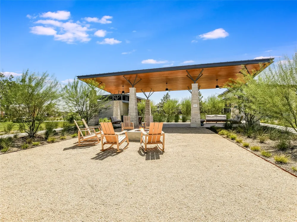 612 JEFFERSON DRIVE Kyle, TX 78640