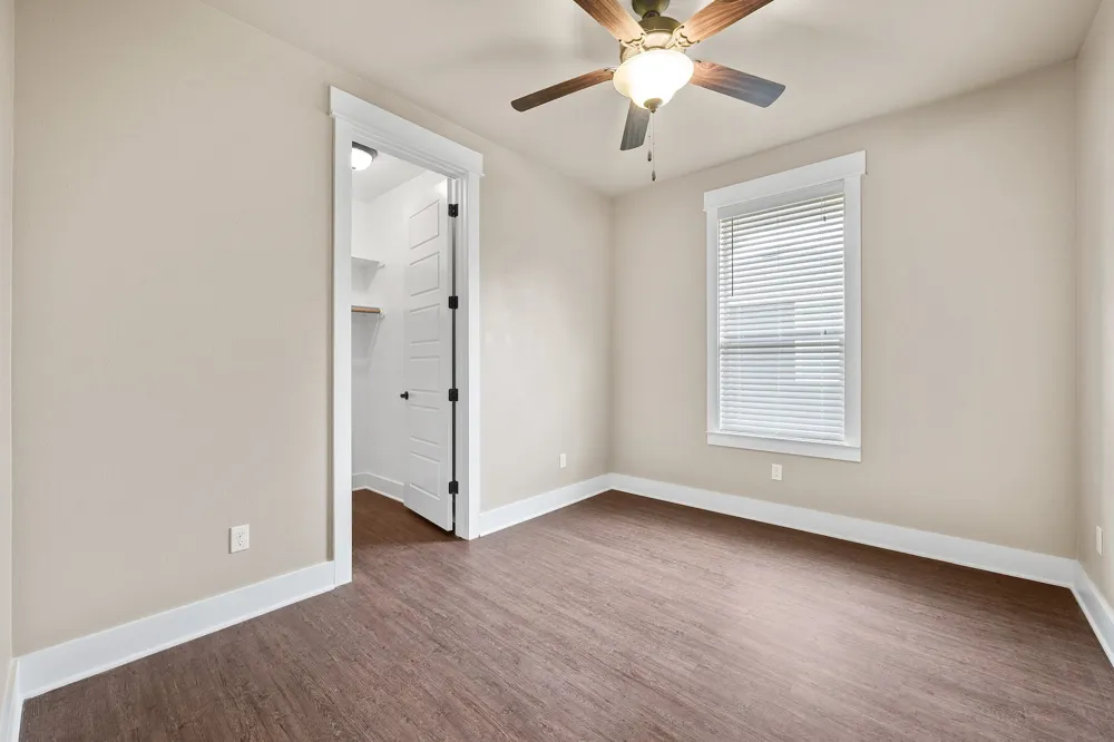 1704 Cedar Bend Drive #5B Austin, TX 78758