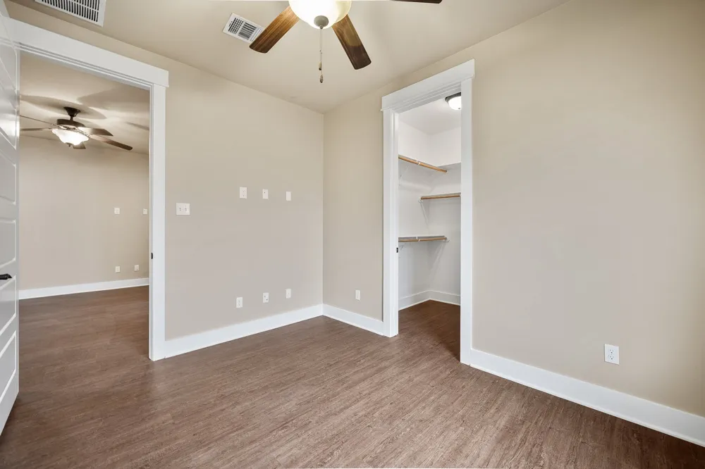 1704 Cedar Bend Drive #5B Austin, TX 78758