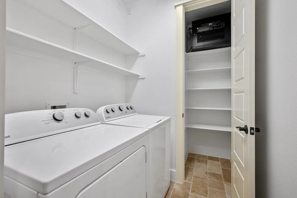1704 Cedar Bend Drive #5B Austin, TX 78758