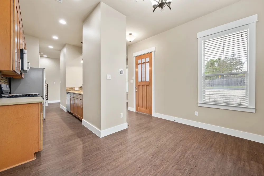 1704 Cedar Bend Drive #5B Austin, TX 78758