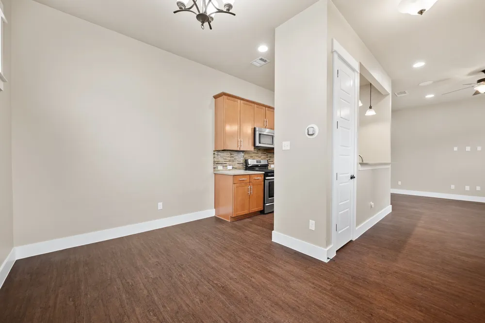 1704 Cedar Bend Drive #5B Austin, TX 78758