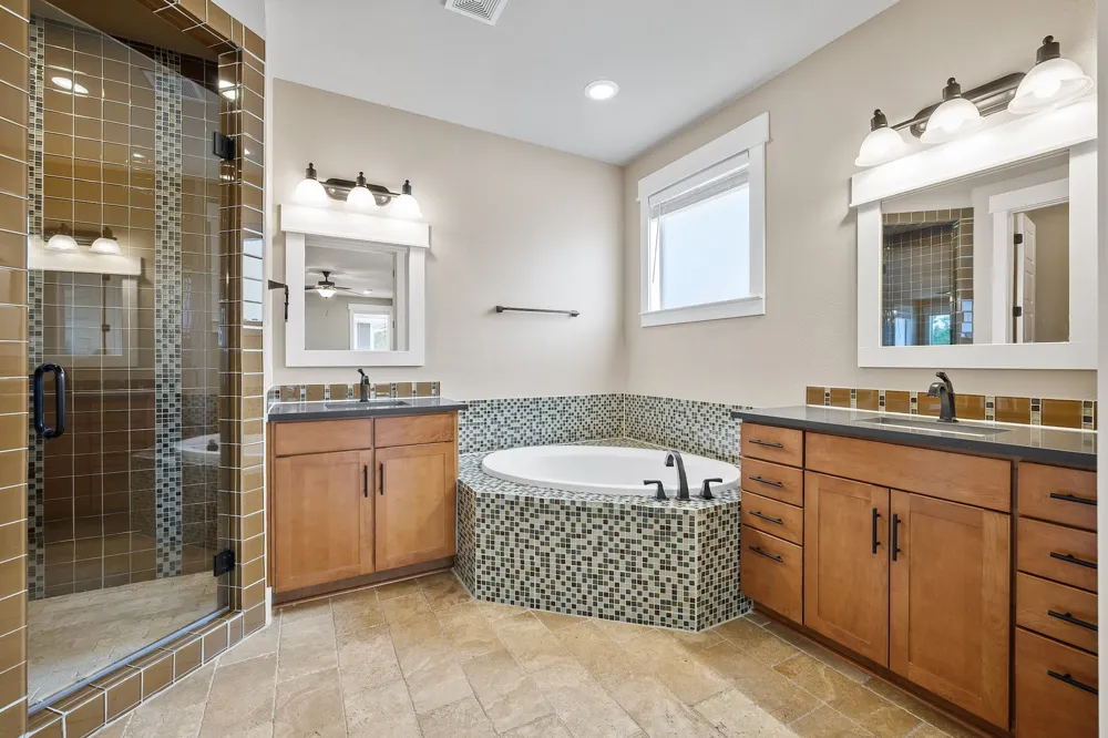 1704 Cedar Bend Drive #5B Austin, TX 78758
