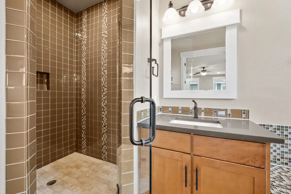 1704 Cedar Bend Drive #5B Austin, TX 78758