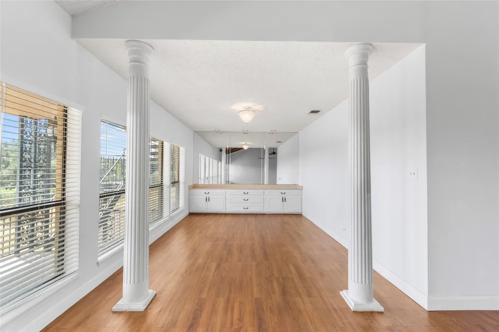 634 Broken Hills Horseshoe Bay, TX 78657