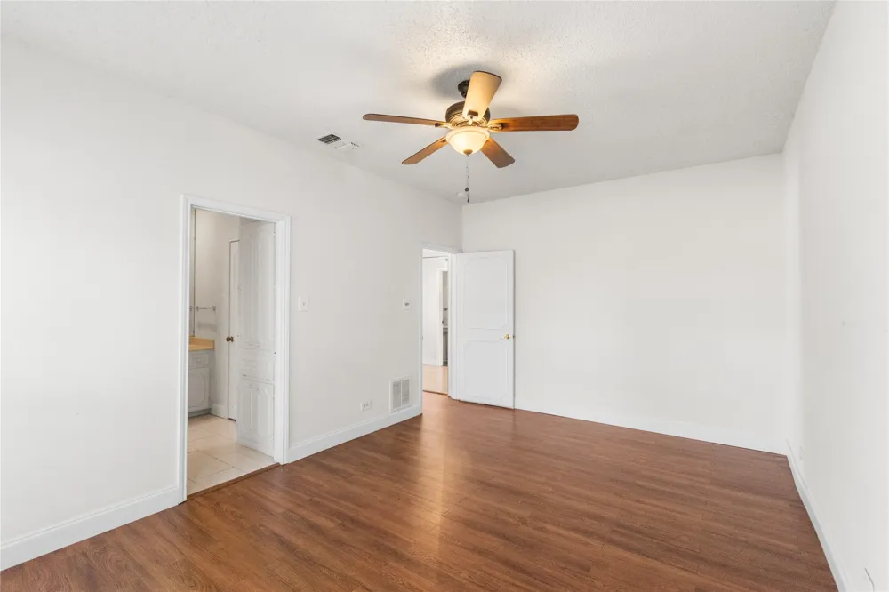 634 Broken Hills Horseshoe Bay, TX 78657