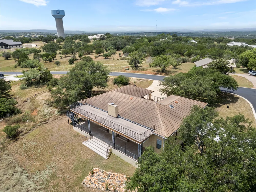 634 Broken Hills Horseshoe Bay, TX 78657