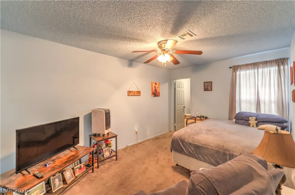 5272 Dickens Drive Las Vegas, NV 89119
