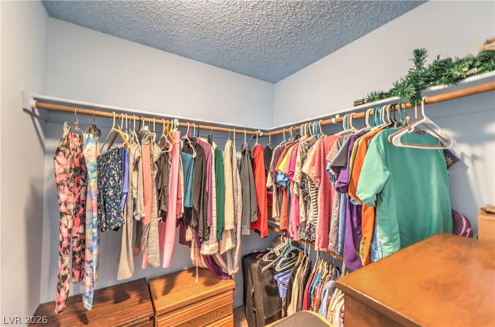 5272 Dickens Drive Las Vegas, NV 89119