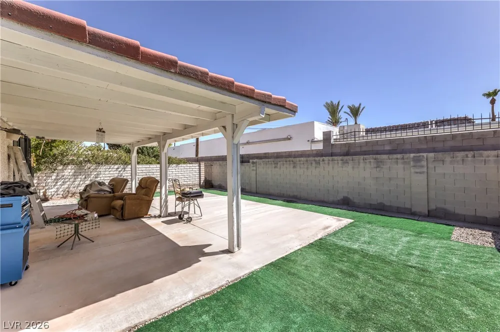 5272 Dickens Drive Las Vegas, NV 89119