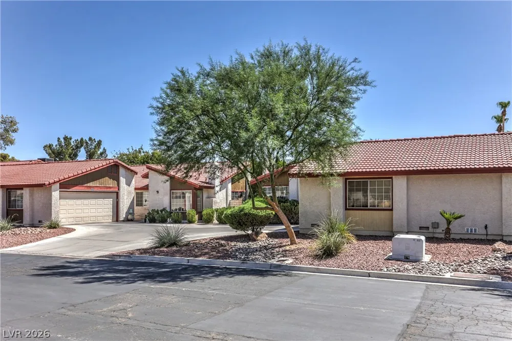 5272 Dickens Drive Las Vegas, NV 89119