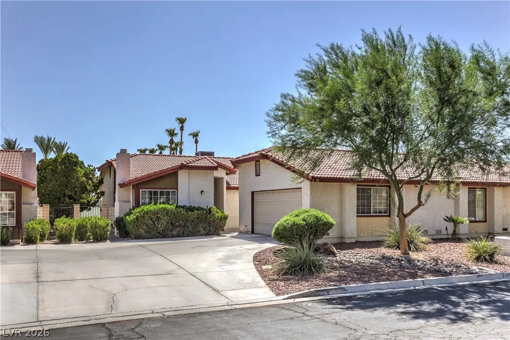 5272 Dickens Drive Las Vegas, NV 89119