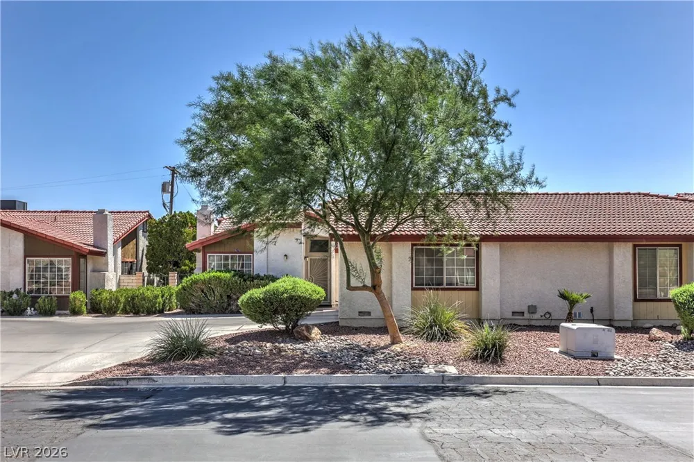 5272 Dickens Drive Las Vegas, NV 89119