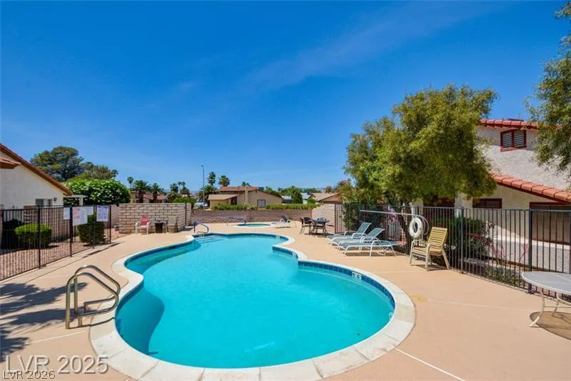 5272 Dickens Drive Las Vegas, NV 89119