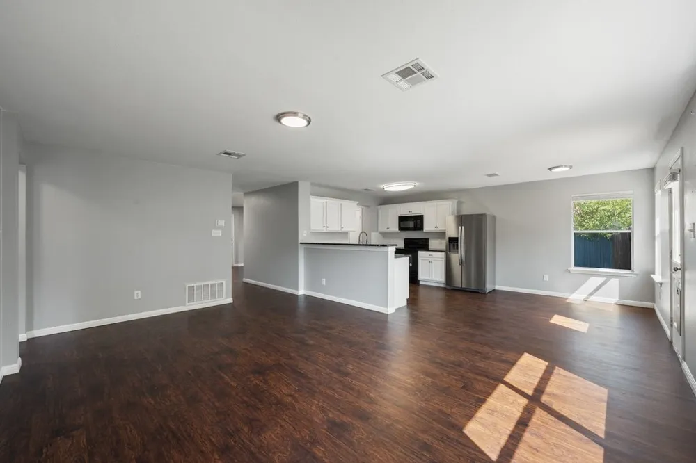 2100 Boyer Drive Taylor, TX 76574