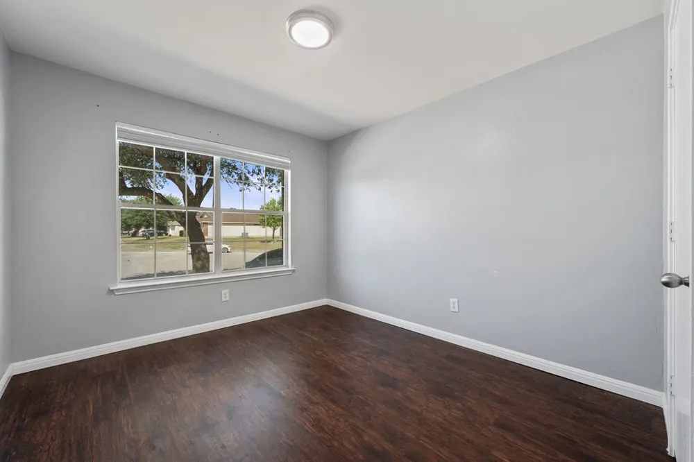 2100 Boyer Drive Taylor, TX 76574