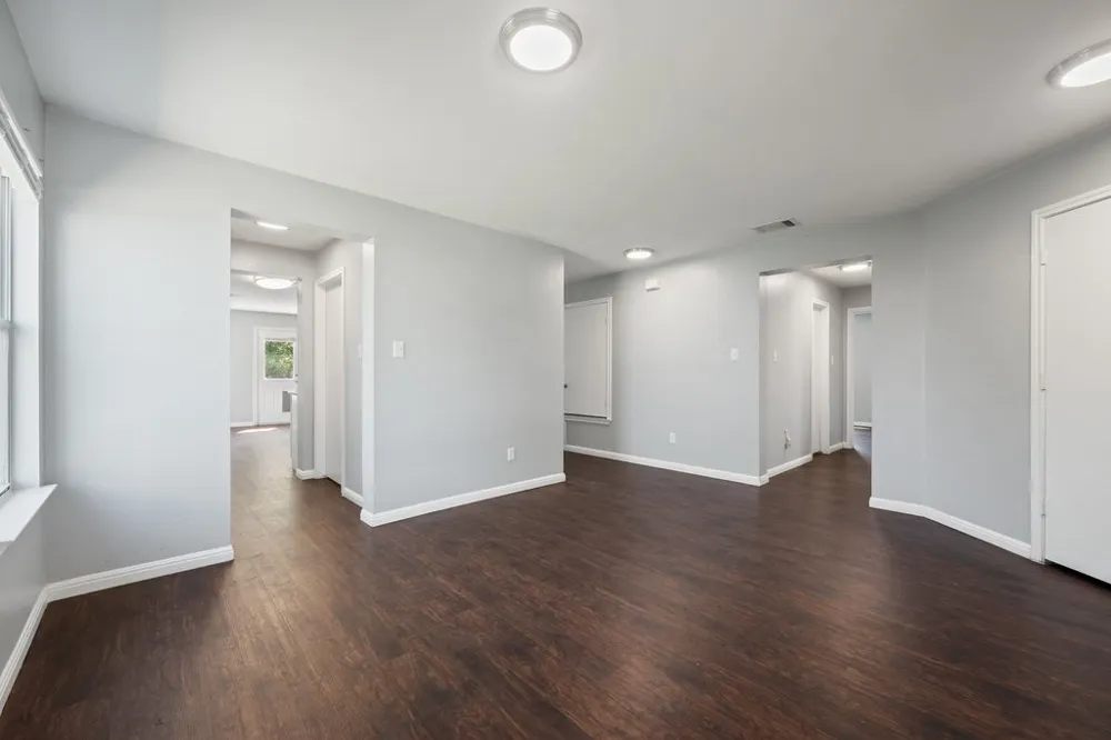 2100 Boyer Drive Taylor, TX 76574