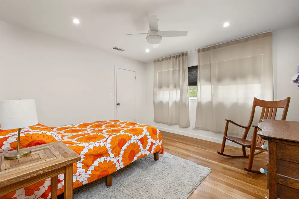 706 Barton Boulevard Austin, TX 78704