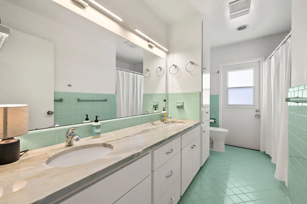 706 Barton Boulevard Austin, TX 78704