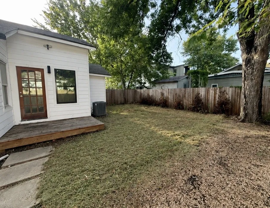 2404 Santa Rita Street Austin, TX 78702