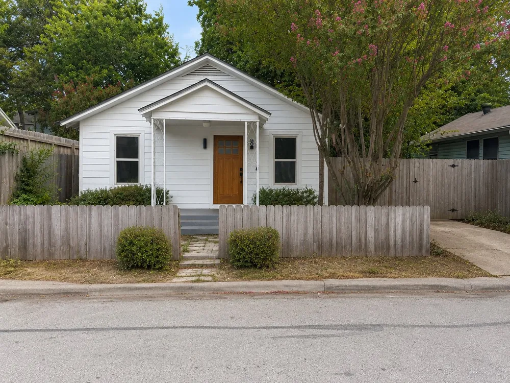 2404 Santa Rita Street Austin, TX 78702