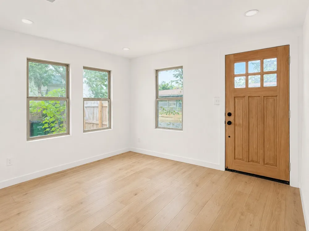 2404 Santa Rita Street Austin, TX 78702