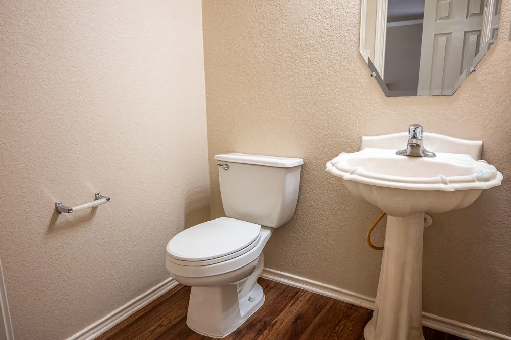 2901 FLEET DRIVE Austin, TX 78748