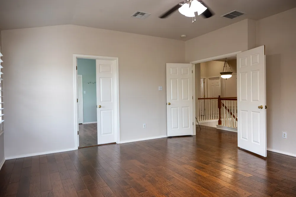 2901 FLEET DRIVE Austin, TX 78748