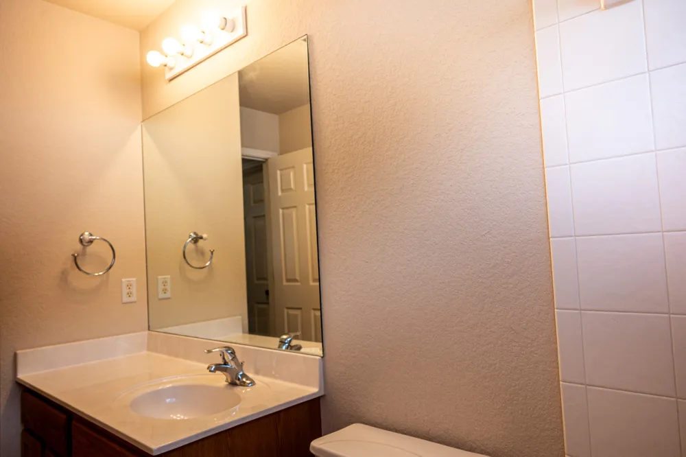 2901 FLEET DRIVE Austin, TX 78748