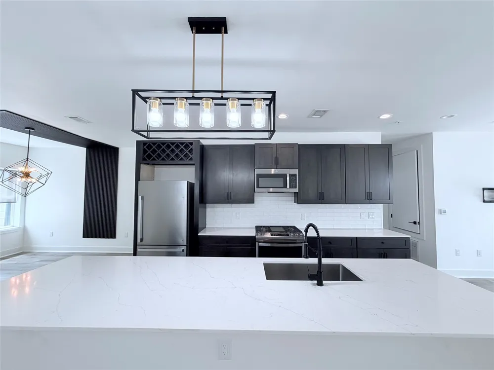 1417 Kramer Lane #22 Austin, TX 78758