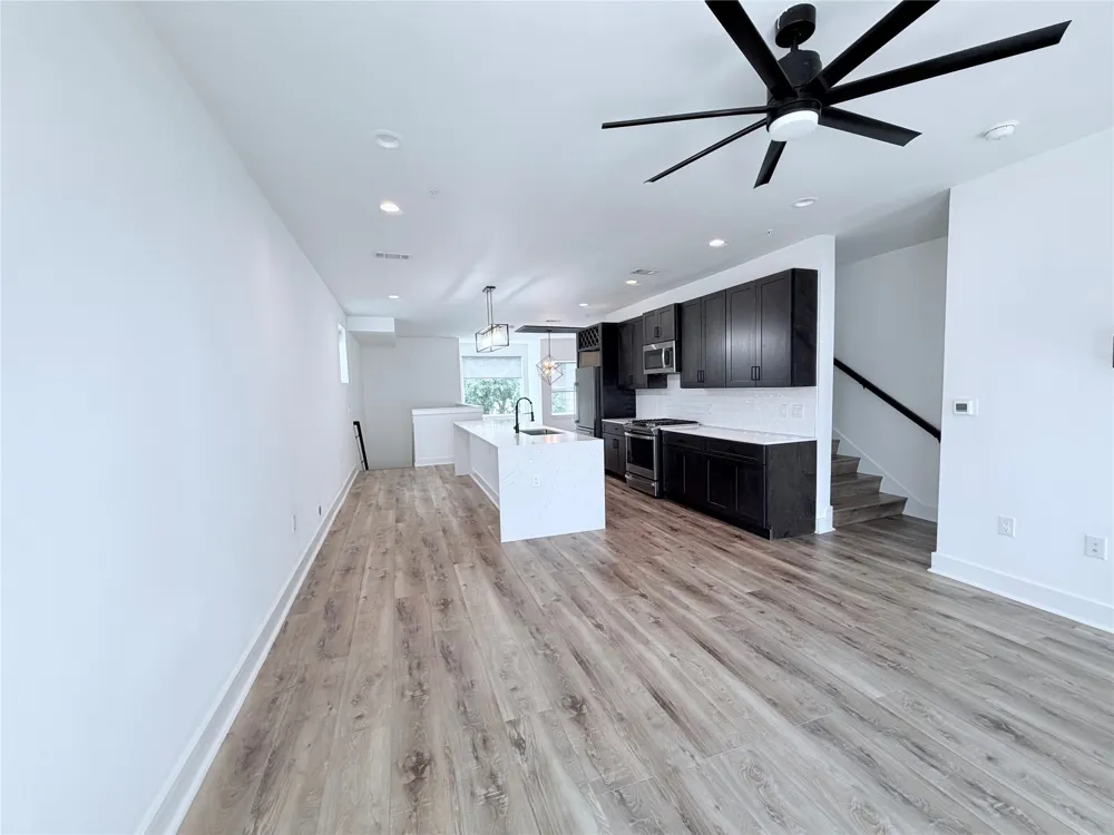 1417 Kramer Lane #22 Austin, TX 78758