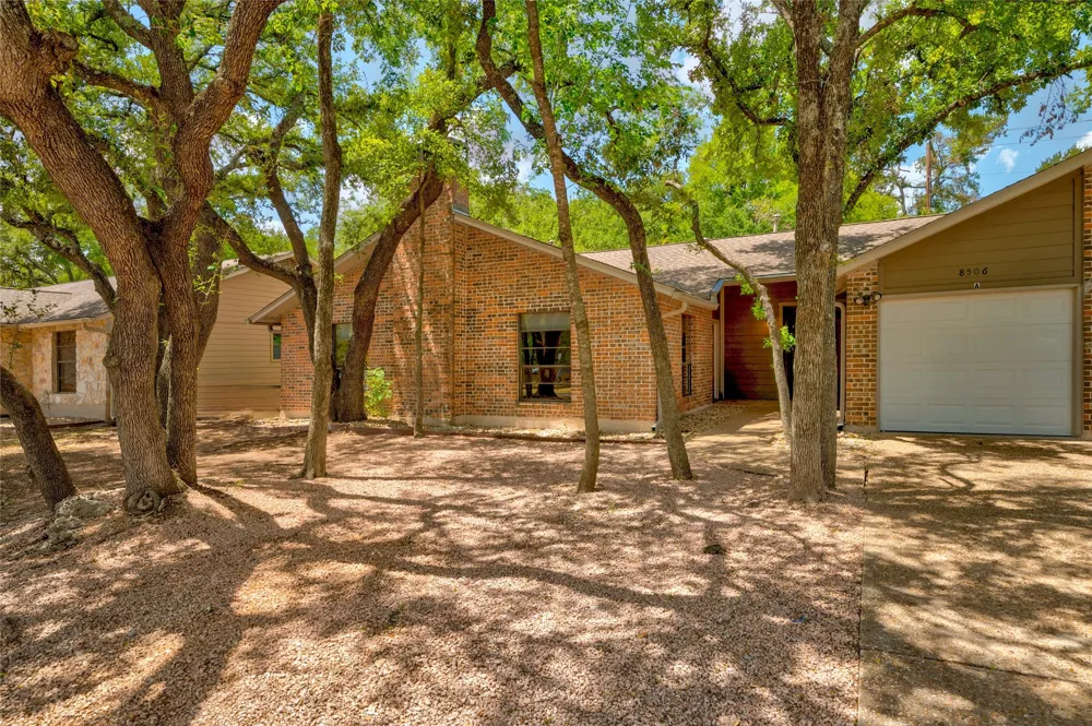 8506 Mesa Drive #A Austin, TX 78759