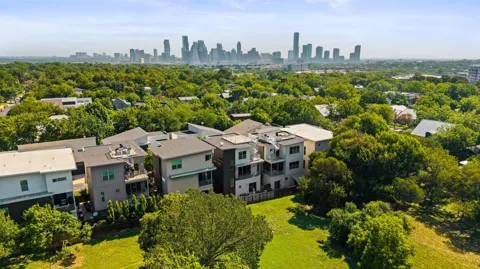 2105 Goodrich Avenue #7