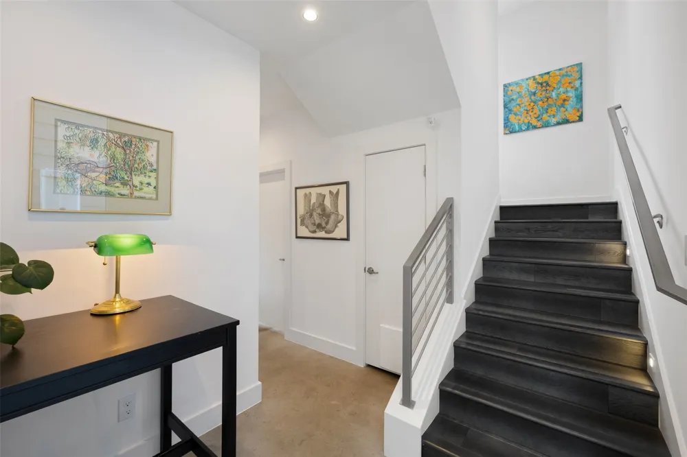 2105 Goodrich Avenue #7 Austin, TX 78704