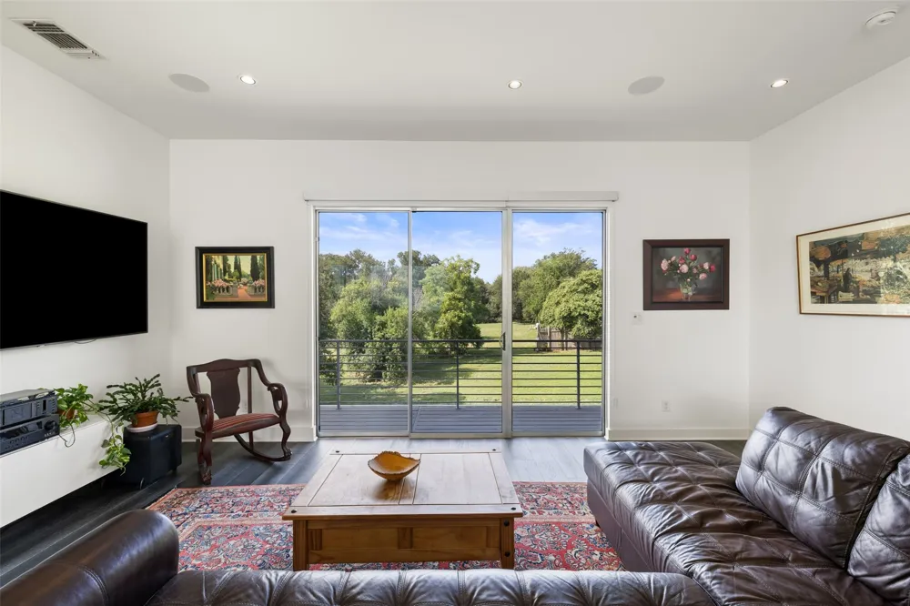 2105 Goodrich Avenue #7 Austin, TX 78704