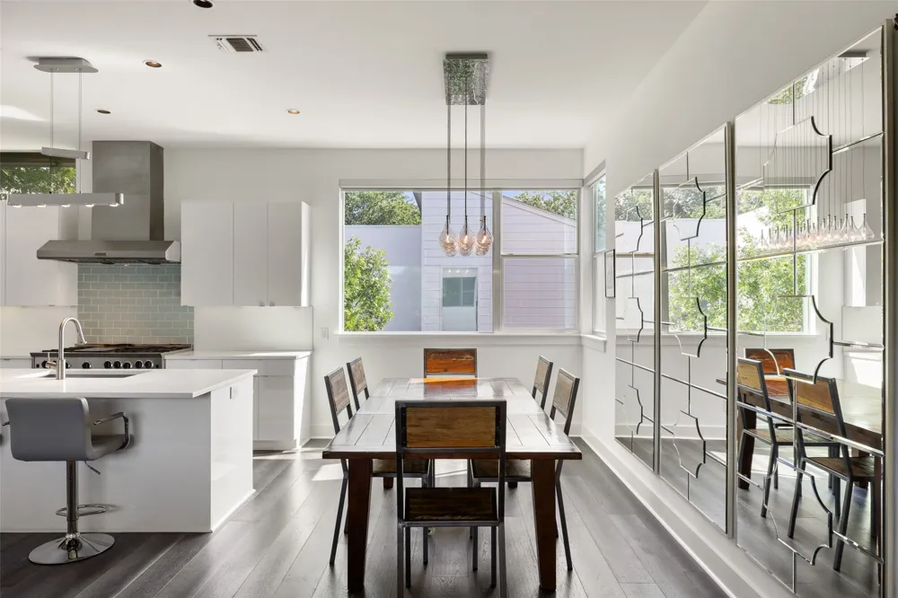 2105 Goodrich Avenue #7 Austin, TX 78704